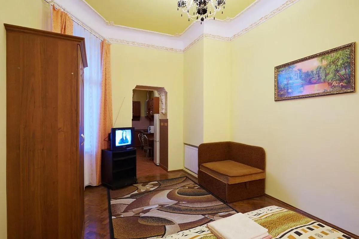 1 Bedroom Apartment On B. Khmelnytskogho - Centre Lviv Ukraine