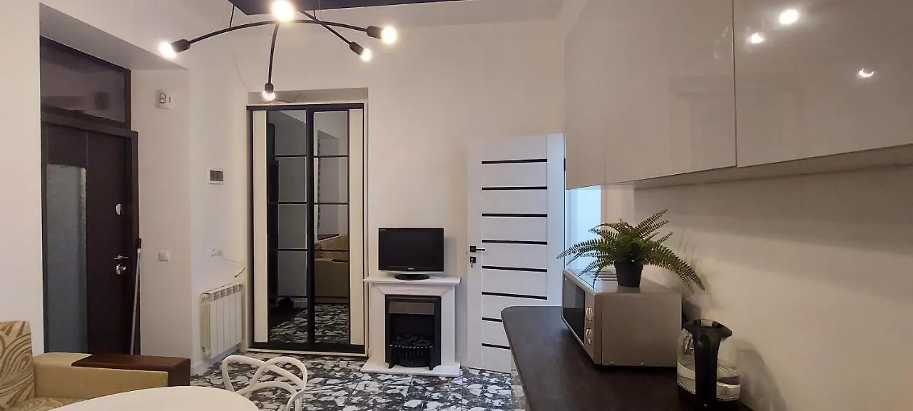 1 Bedroom Apartment On B. Khmelnytskogho - Centre 利沃夫 0*,  乌克兰